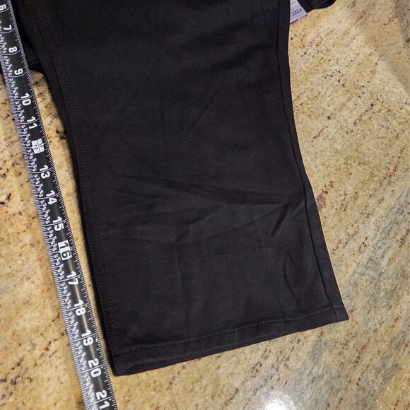 Catherines Womens Size 3X Knit Jean Fly Front Black Stretch French Terry Capri - Picture 5 of 13